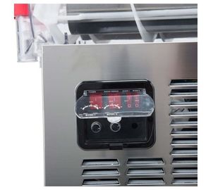 machine de neige fondue de glace de l'acier inoxydable 500W avec trois réservoirs pour la boisson 15L×3